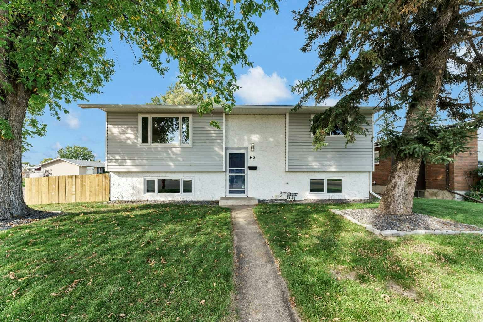 60 Gray Crescent NW, Medicine Hat, AB, T1A 7E1
