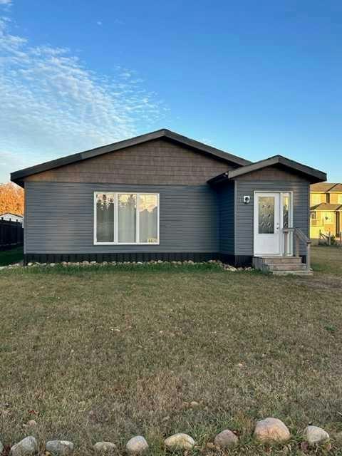 4417 Luken Avenue, Hardisty, AB, T0B 1V0