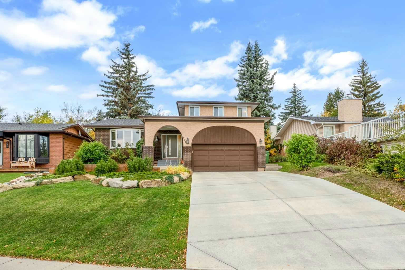 135 Cantree Place SW, Calgary, AB, T2W 2K2