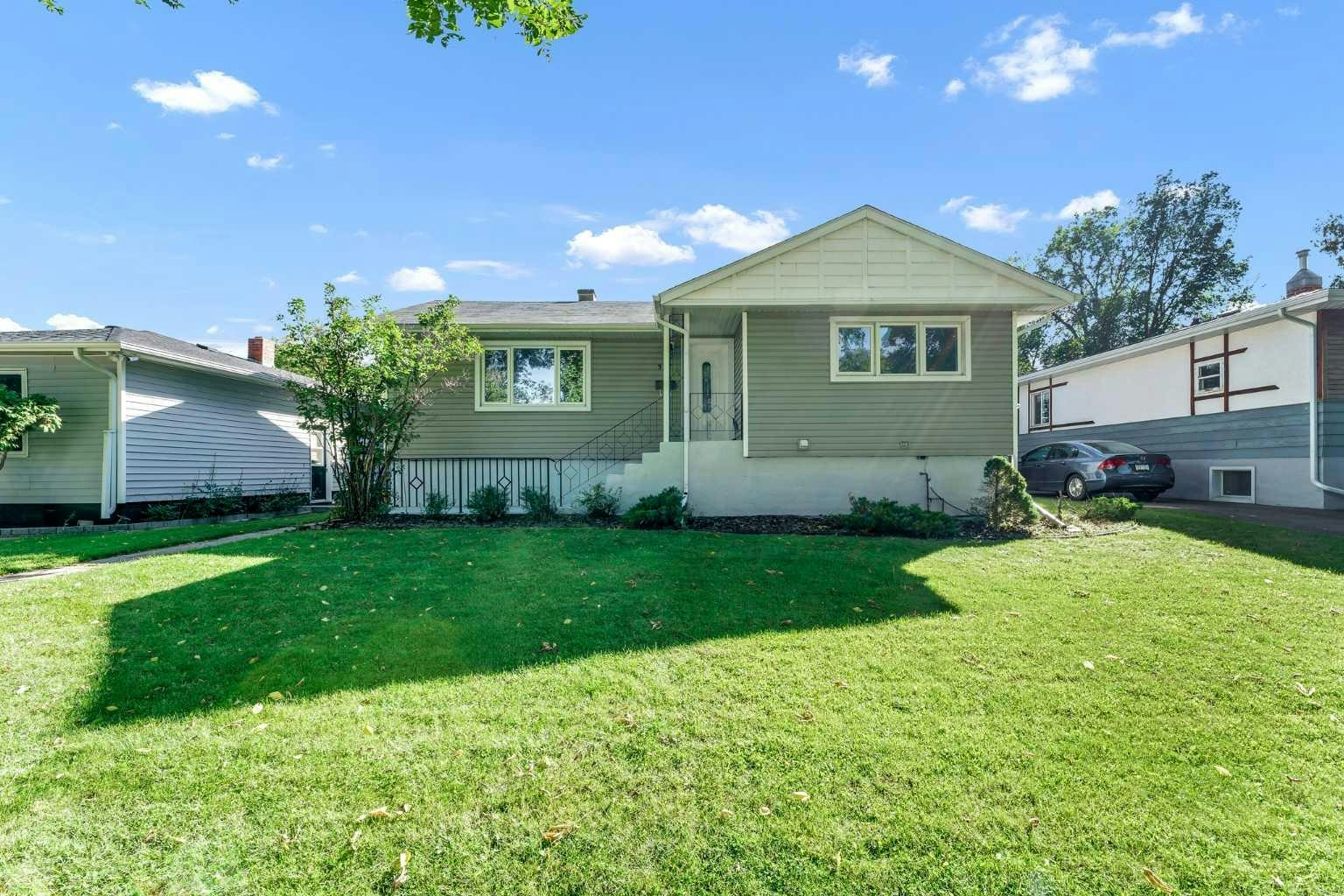 337 8 Street SW, Medicine Hat, AB, T1A 4L8