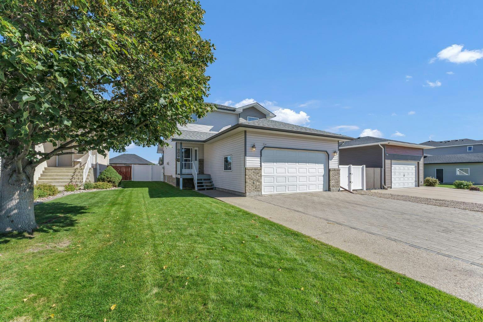 2459 7 Avenue NE, Medicine Hat, AB, T1C 1Y5