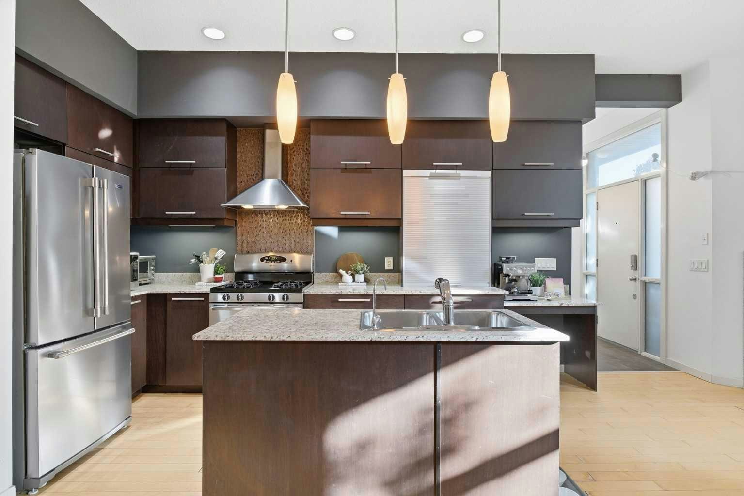 1-1911 28 Street SW, Calgary, AB, T3E 2H1