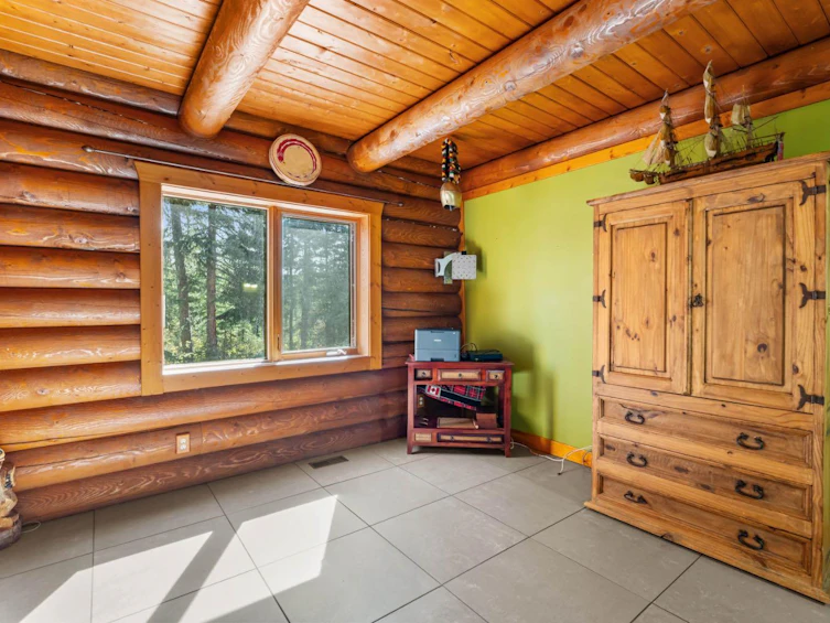 11-4147 Highway 587, Red Deer County, AB, T0M 0K0 - 12