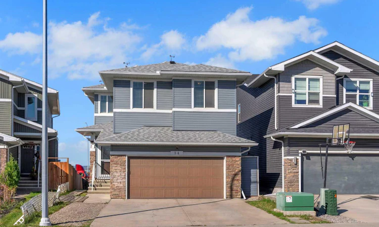 34 Redstone Cove NE