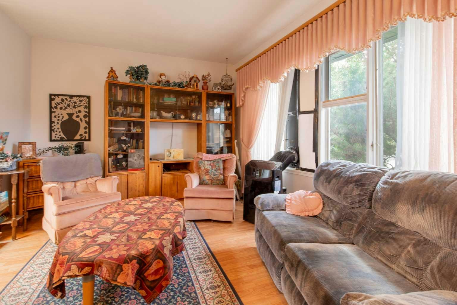 3905 23 Avenue S - 5