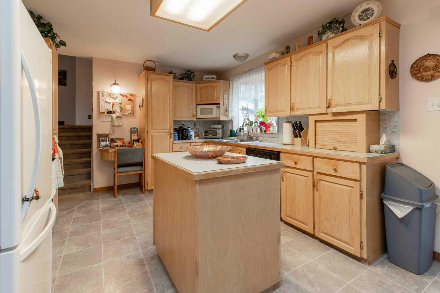 3905 23 Avenue S, Lethbridge, AB, T1K 3T5 - 10