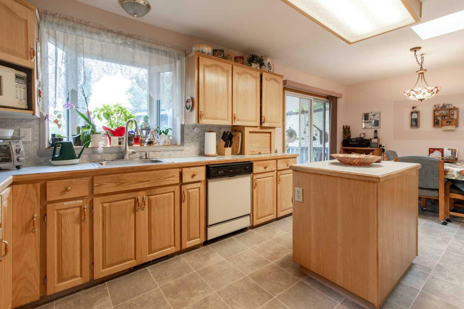 3905 23 Avenue S, Lethbridge, AB, T1K 3T5 - 11