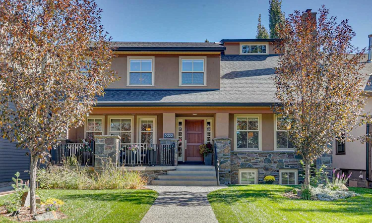 3922 4 Street SW