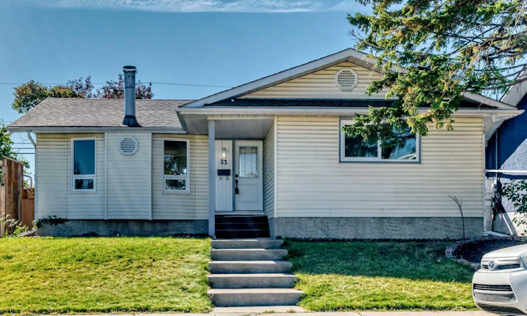 23 Penworth Crescent SE