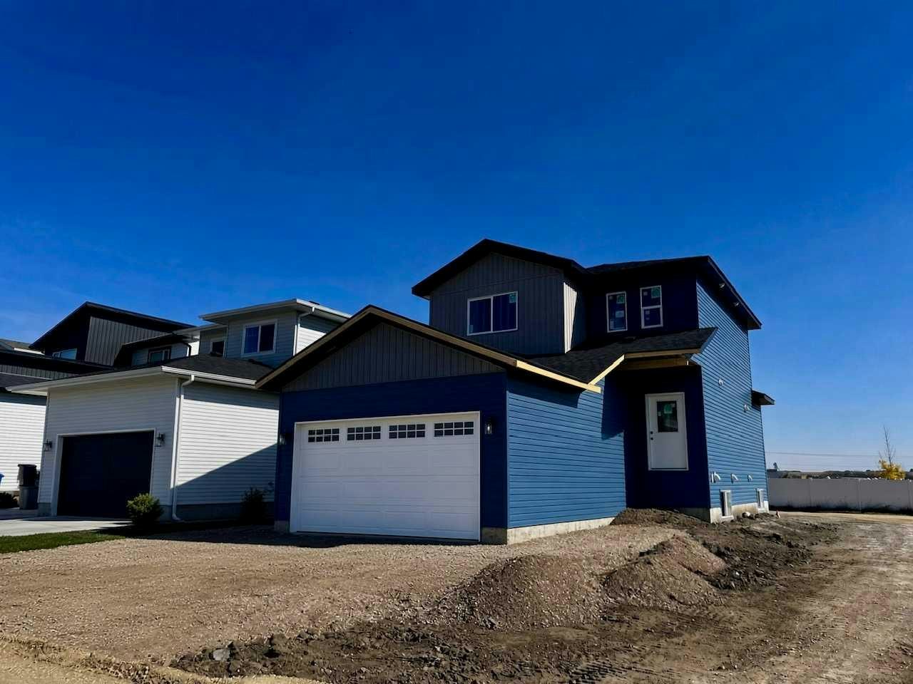 114 Norseman Close, Penhold, AB, T4G 0G5