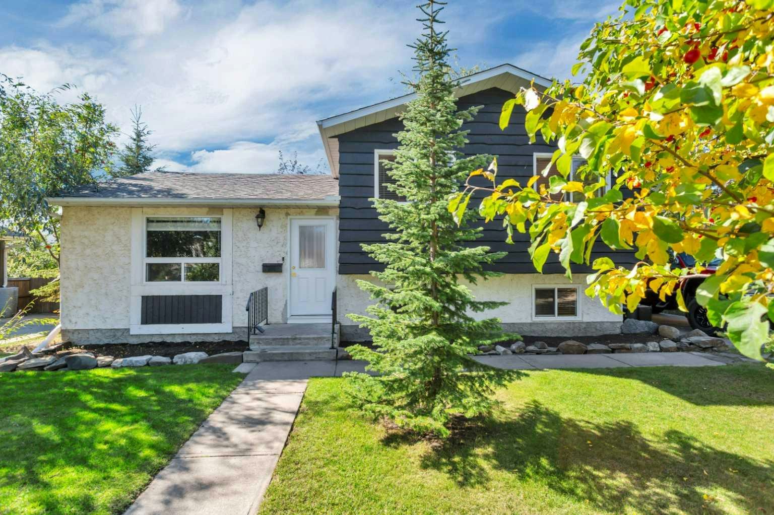 54 Lakeview Crescent, Sylvan Lake, AB, T4S 1J7