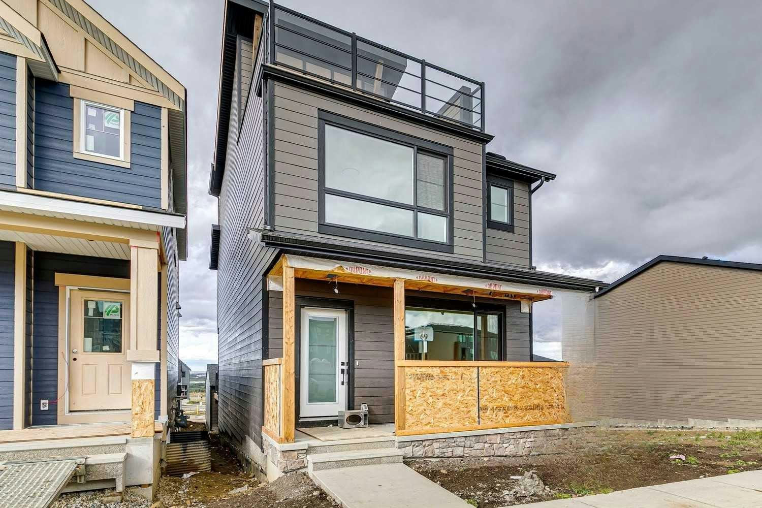 69 Bluerock Hill SW, Calgary, AB, T2Y 0V7