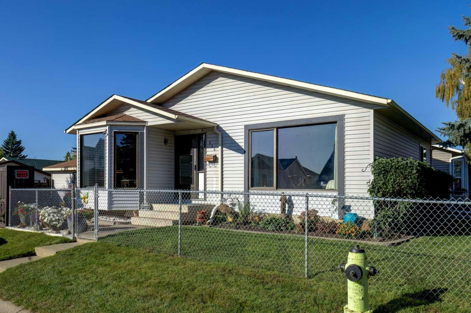115 Aberfoyle Close NE, Calgary, AB, T3G 5L6