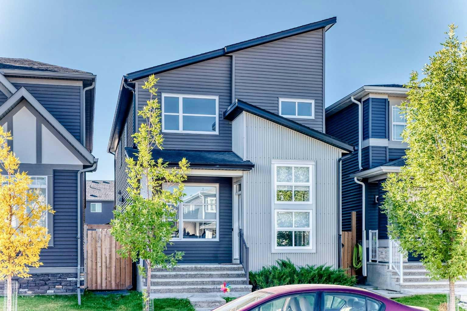 528 Belmont Heath SW, Calgary, AB, T2X 4H2