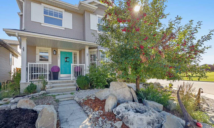 247 Cranberry Place SE