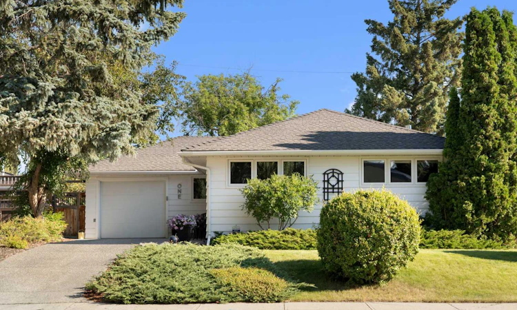1 Kelwood Place SW