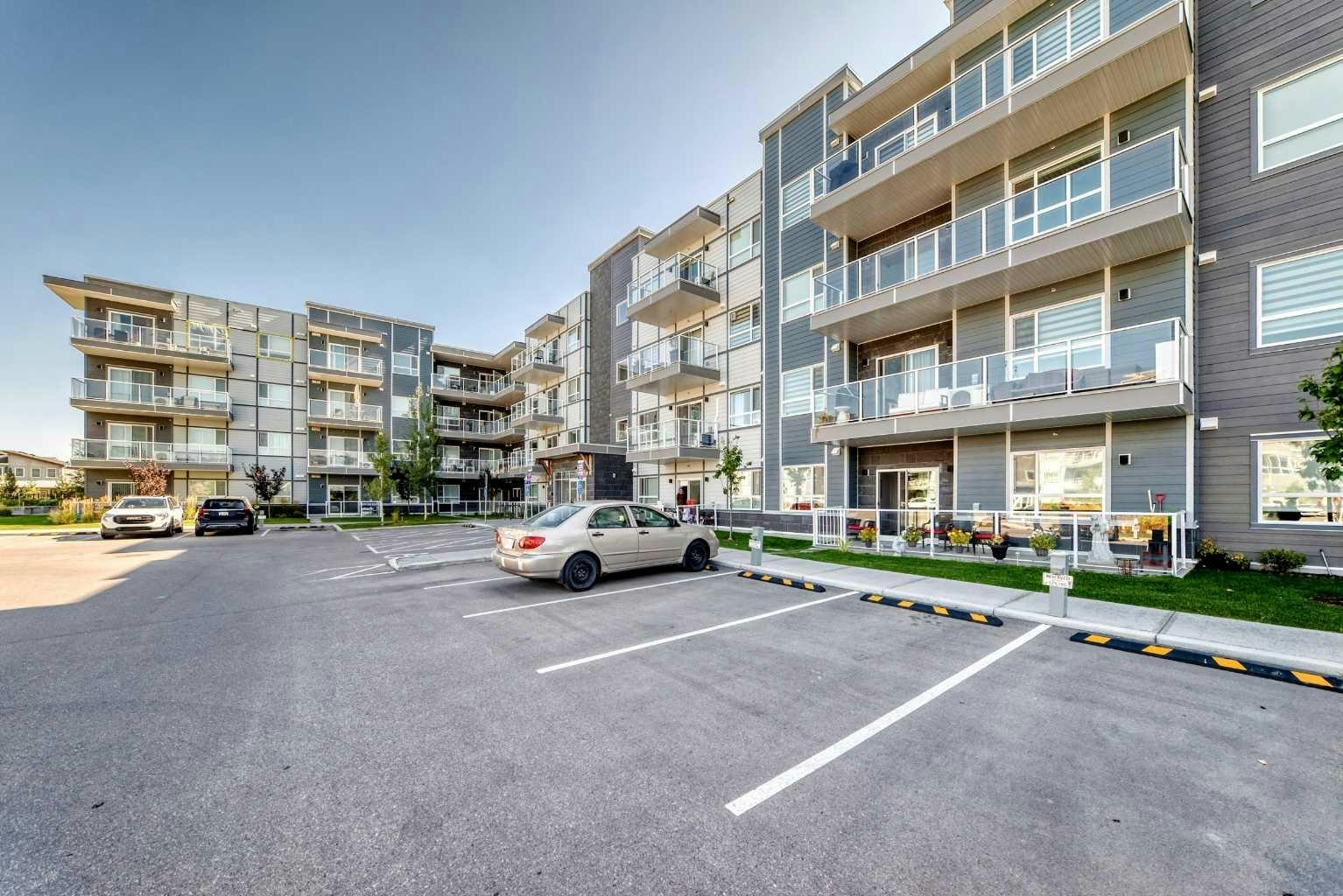 120-40 Carrington Plaza NW, Calgary, AB, T3P 1X7