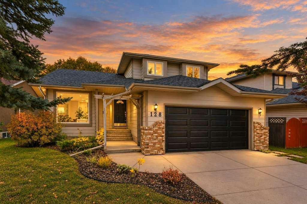128 Sunvista Close SE, Calgary, AB, T2X 2S2