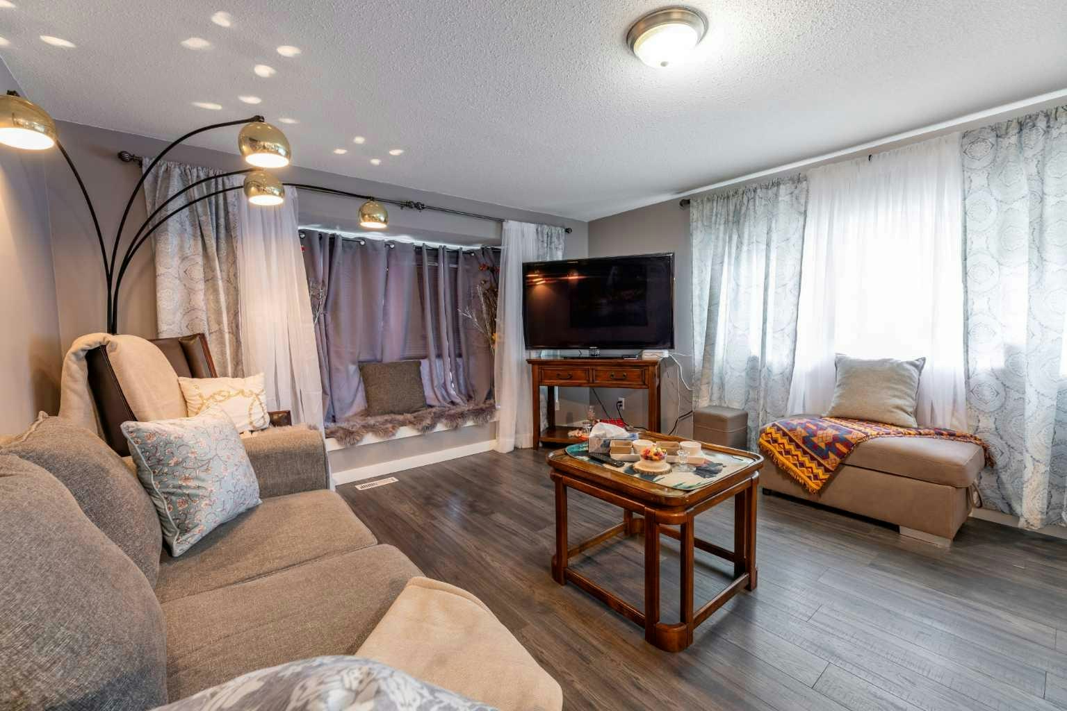 162 Skogg, Hinton Hill, AB, T7V 1A5 - 10