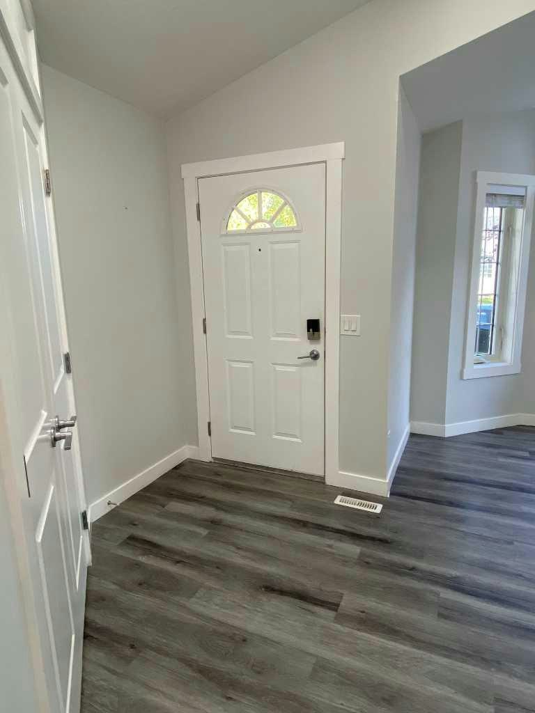 92 Covington Court NE, Calgary, AB, T3K 4L9 - 2