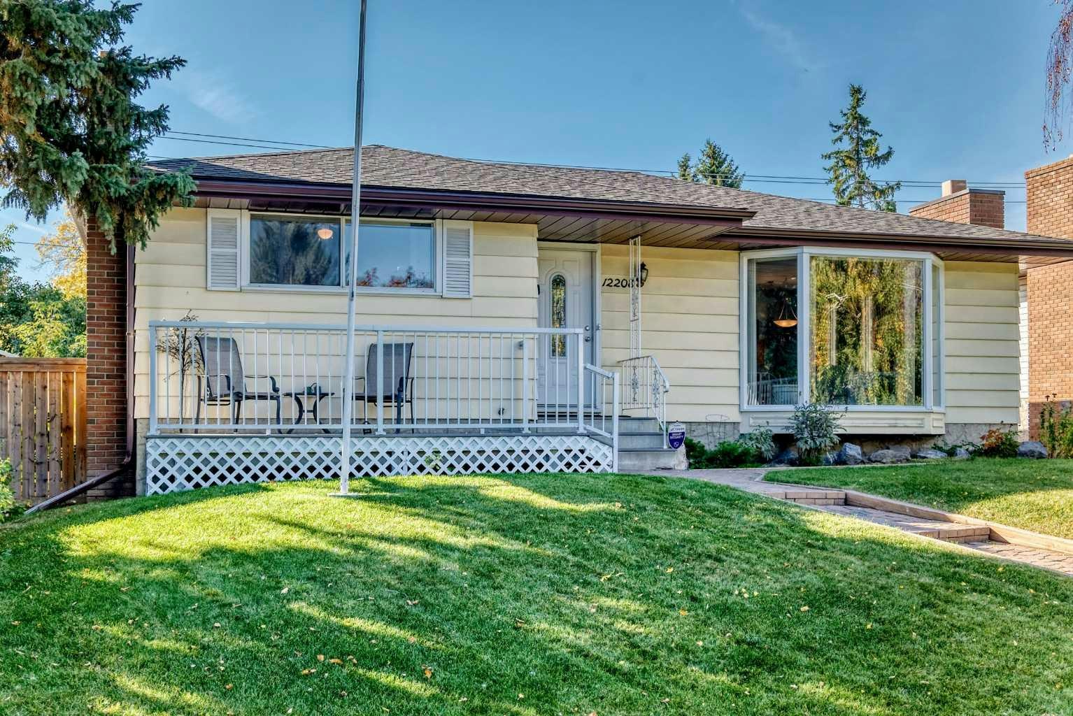 12208 Canfield Road SW, Calgary, AB, T2W 1J9