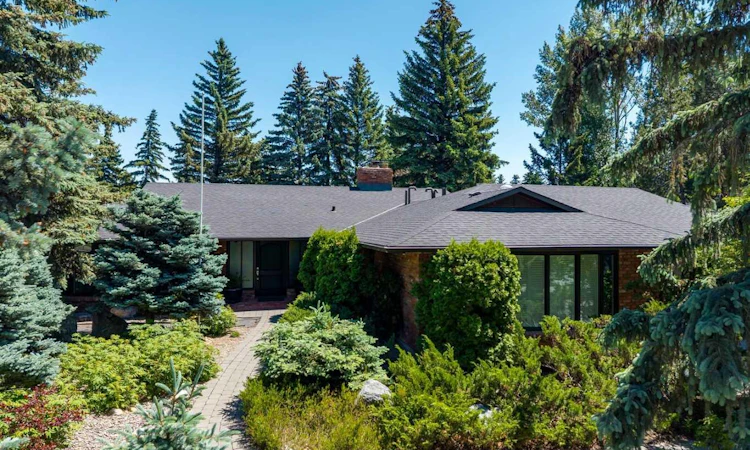88 Massey Place SW