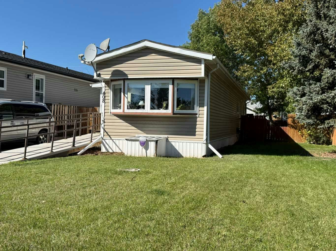 408 3 Street N, Vulcan, AB, T0L 2B0