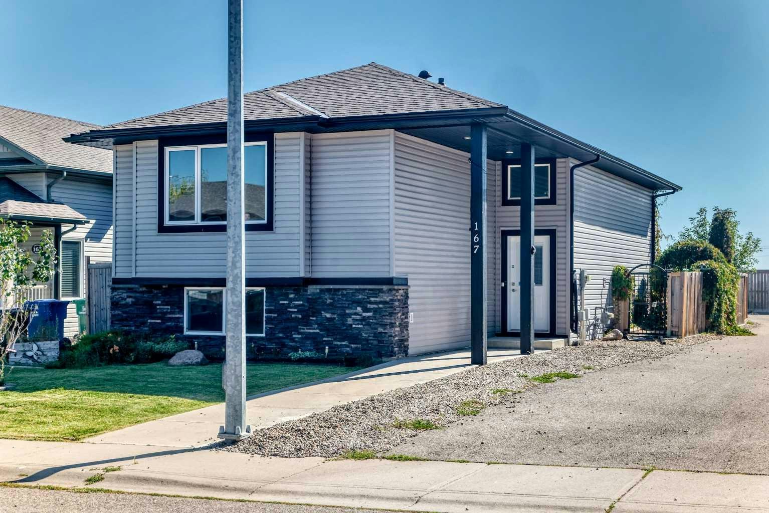 167 Mount Sundance Crescent, Lethbridge, AB, T1J 0L4