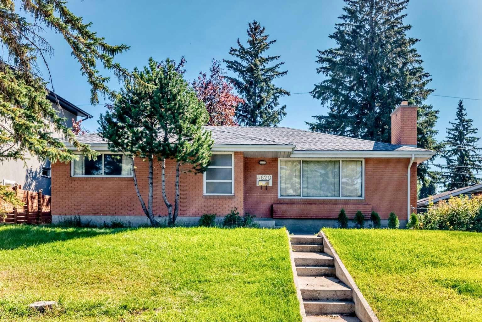 4620 Voyageur Drive NW, Calgary, AB, T3A 0P6