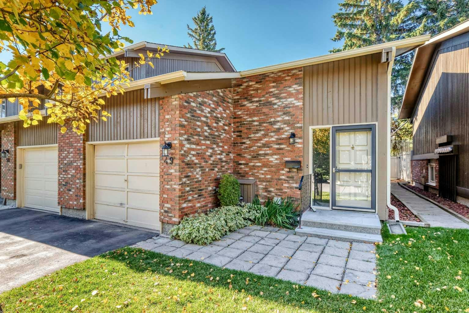 49-10001 Brookpark Boulevard SW, Calgary, AB, T2W 3E3