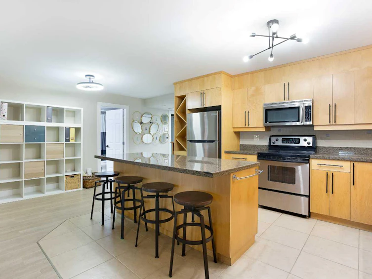 102-350 4 Avenue NE, Calgary, AB, T2E 0J3 - 6