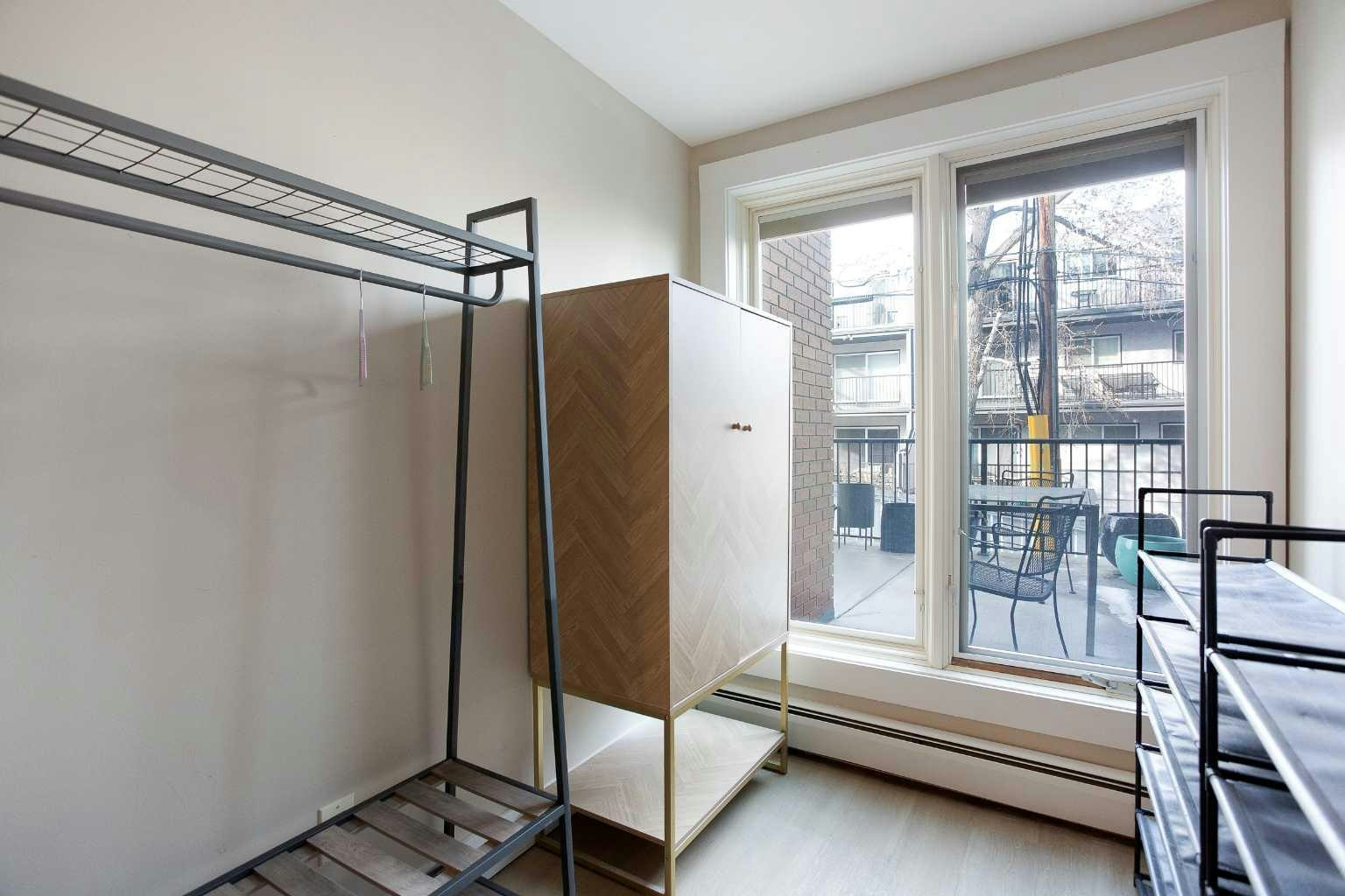 102-350 4 Avenue NE, Calgary, AB, T2E 0J3 - 17
