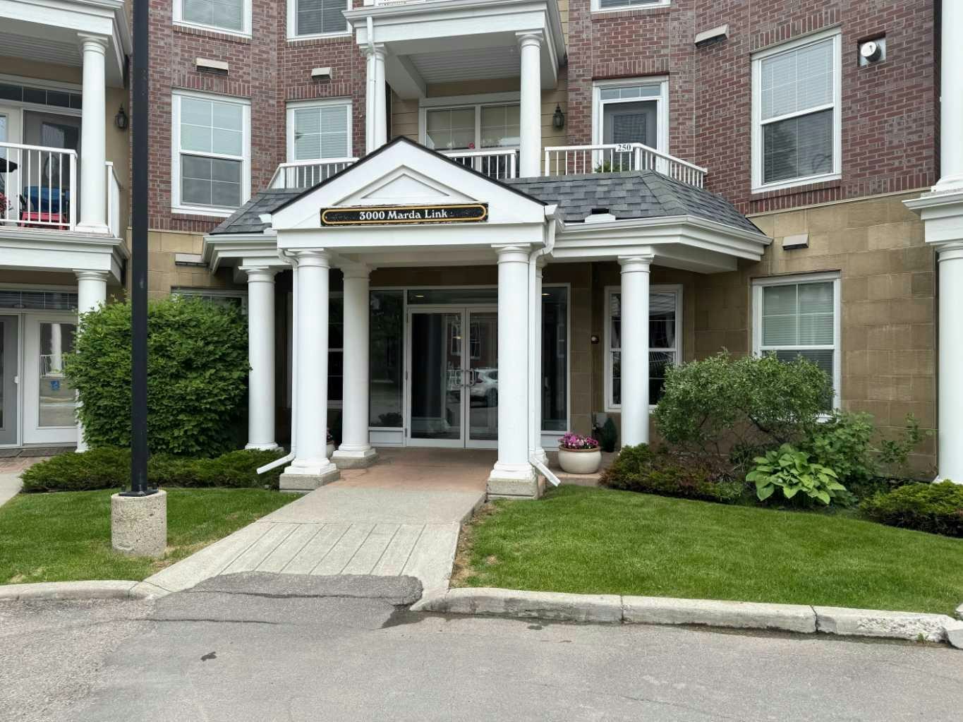 261-3000 Marda Link SW, Calgary, AB, T2T 6C8