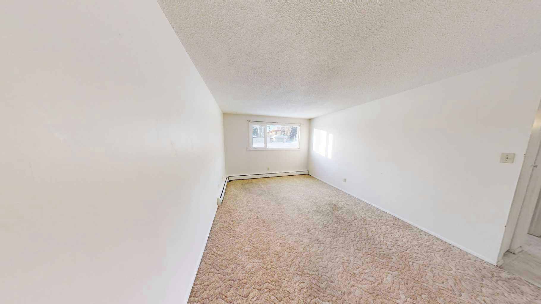 205-9656 Hillcrest Drive, Grande Prairie, AB, T8V 1B1 - 5