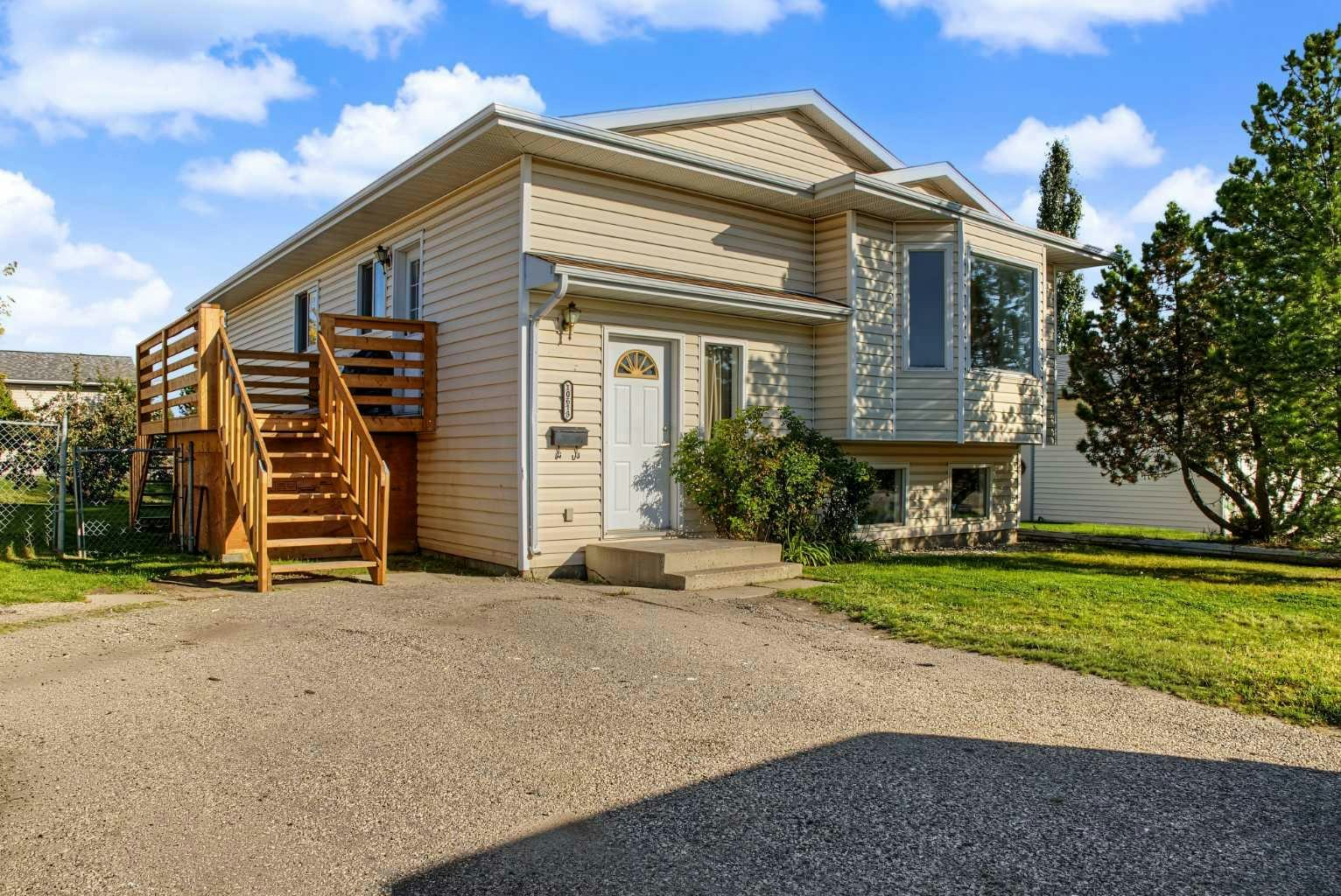 10613 91a Street, Grande Prairie, AB, T8X 1H7