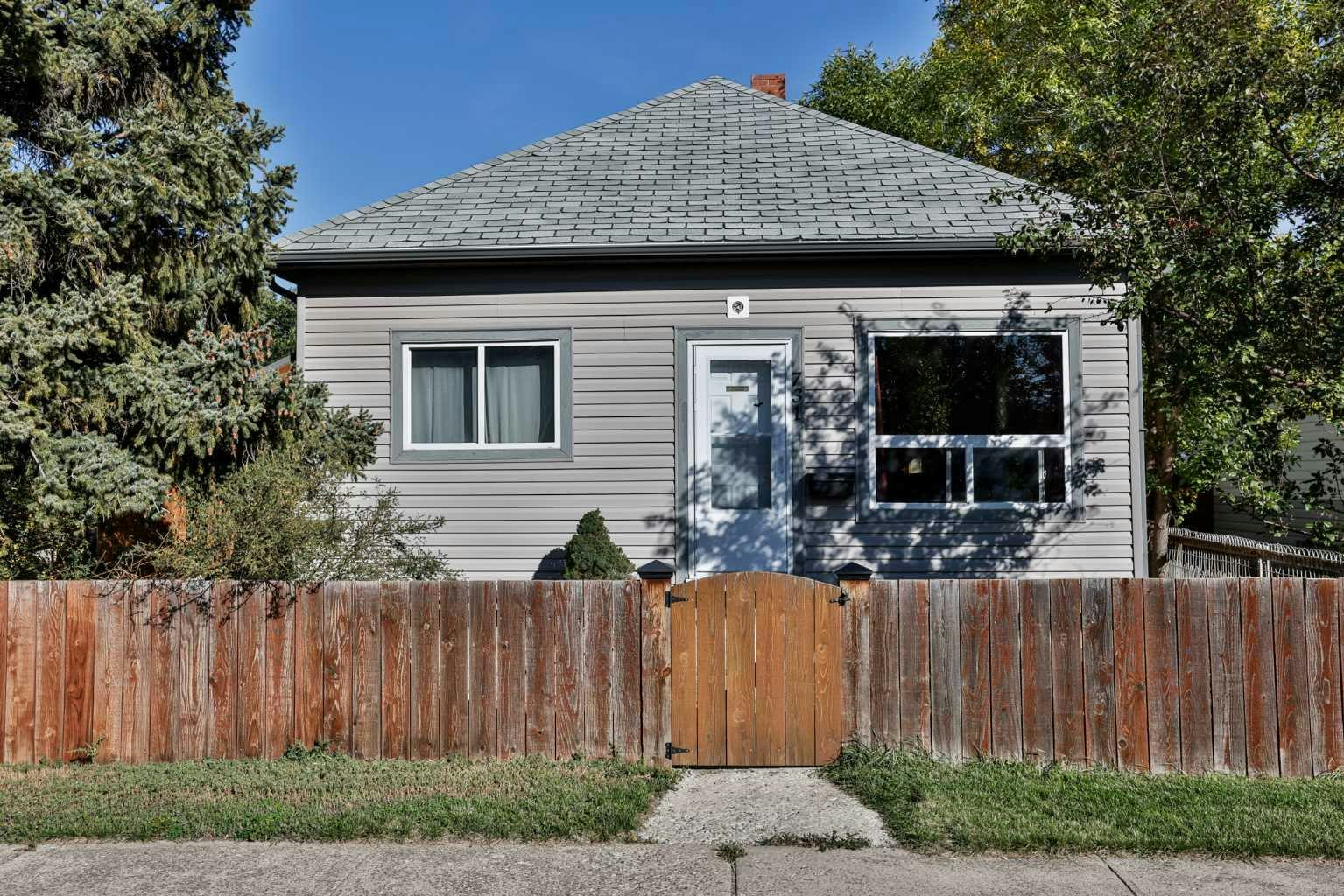 731 14 Street N, Lethbridge, AB, T1H 2W2