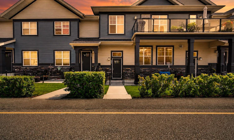 235 Mckenzie Towne Link SE