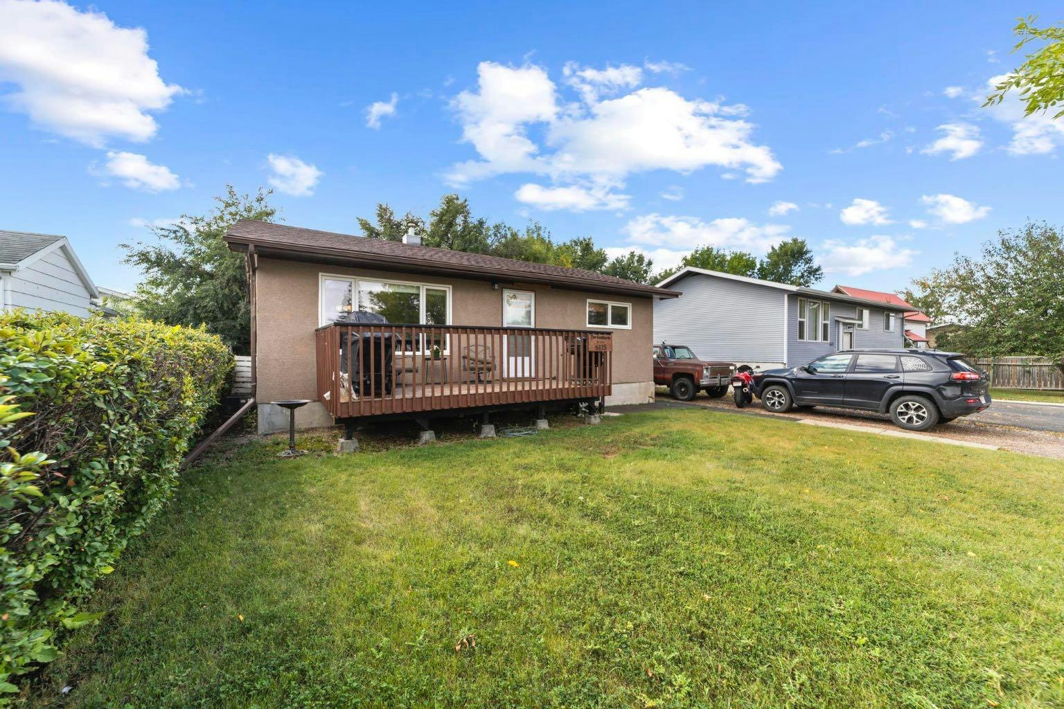 6115 50a Avenue, Stettler, AB, T0C 2L2