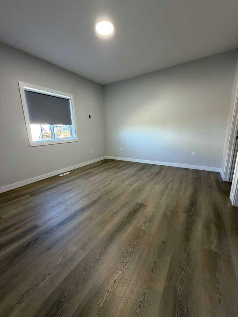 B-10206 128 Avenue, Grande Prairie, AB, T8V 6S9 - 5