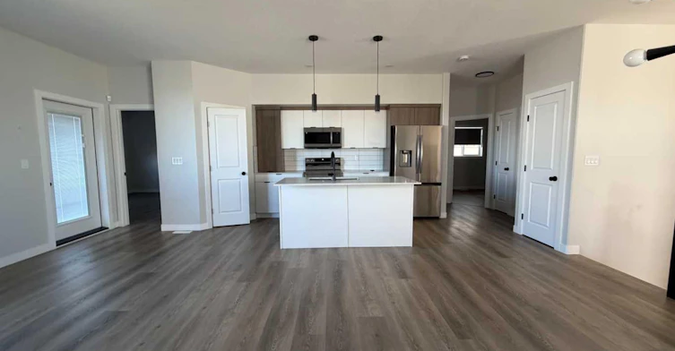 B-10206 128 Avenue, Grande Prairie, AB, T8V 6S9 - 4