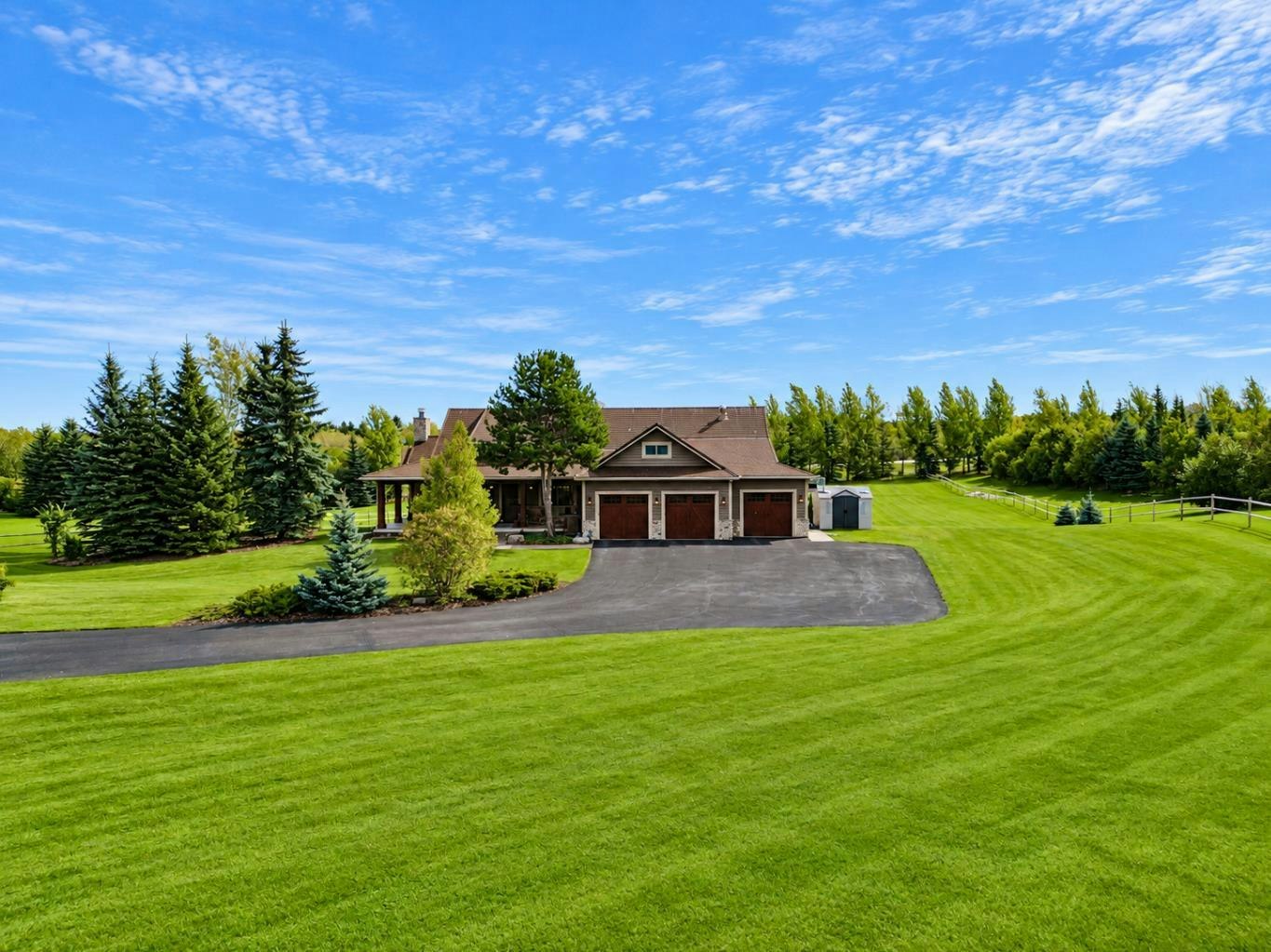 15 Gray Way, Rural Rocky View County, AB, T3R 1K7