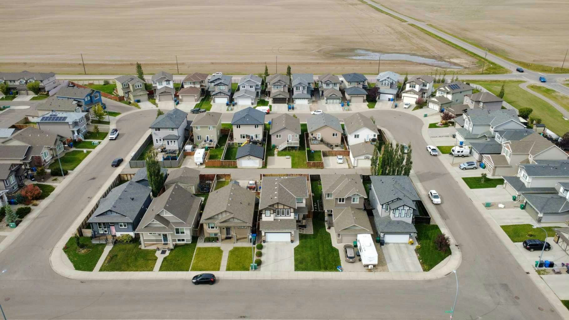 1284 Keystone Road W, Lethbridge, AB, T1J 5E6 - 40