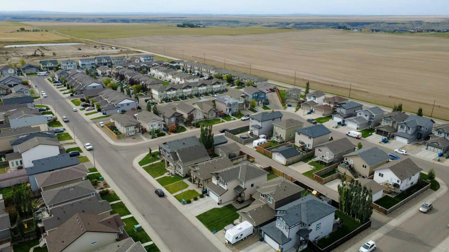 1284 Keystone Road W, Lethbridge, AB, T1J 5E6 - 41