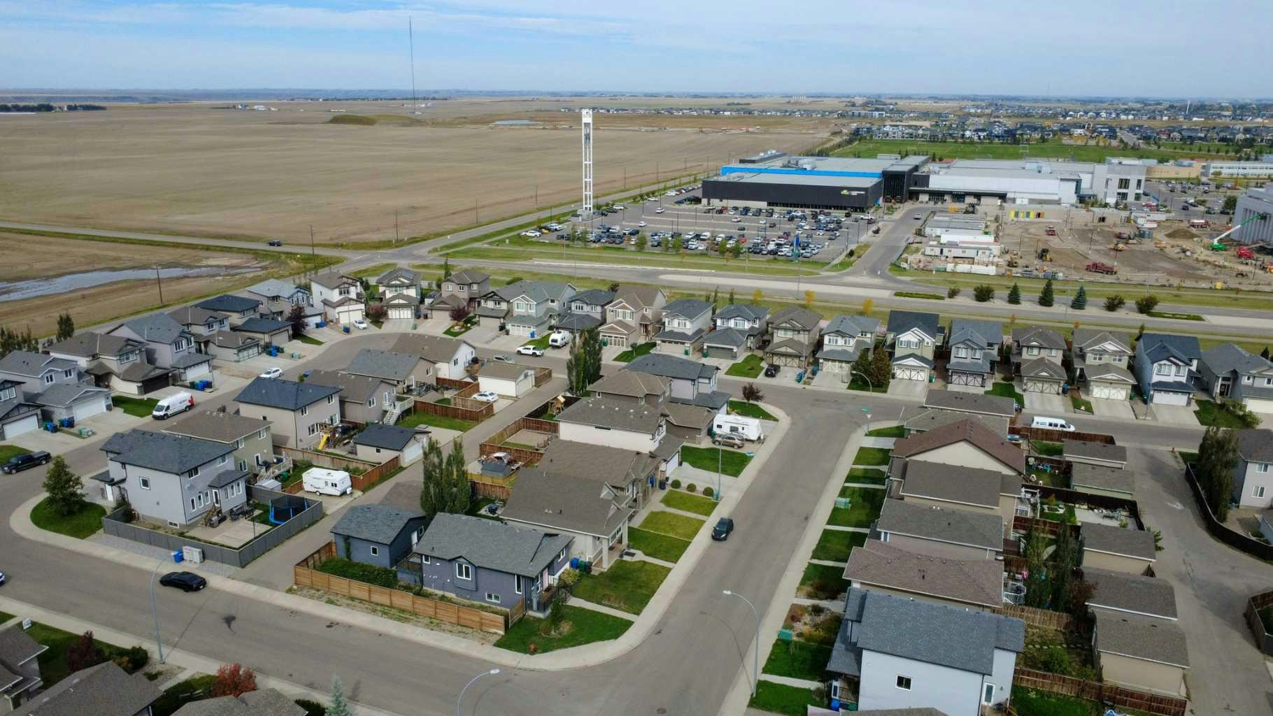 1284 Keystone Road W, Lethbridge, AB, T1J 5E6 - 42