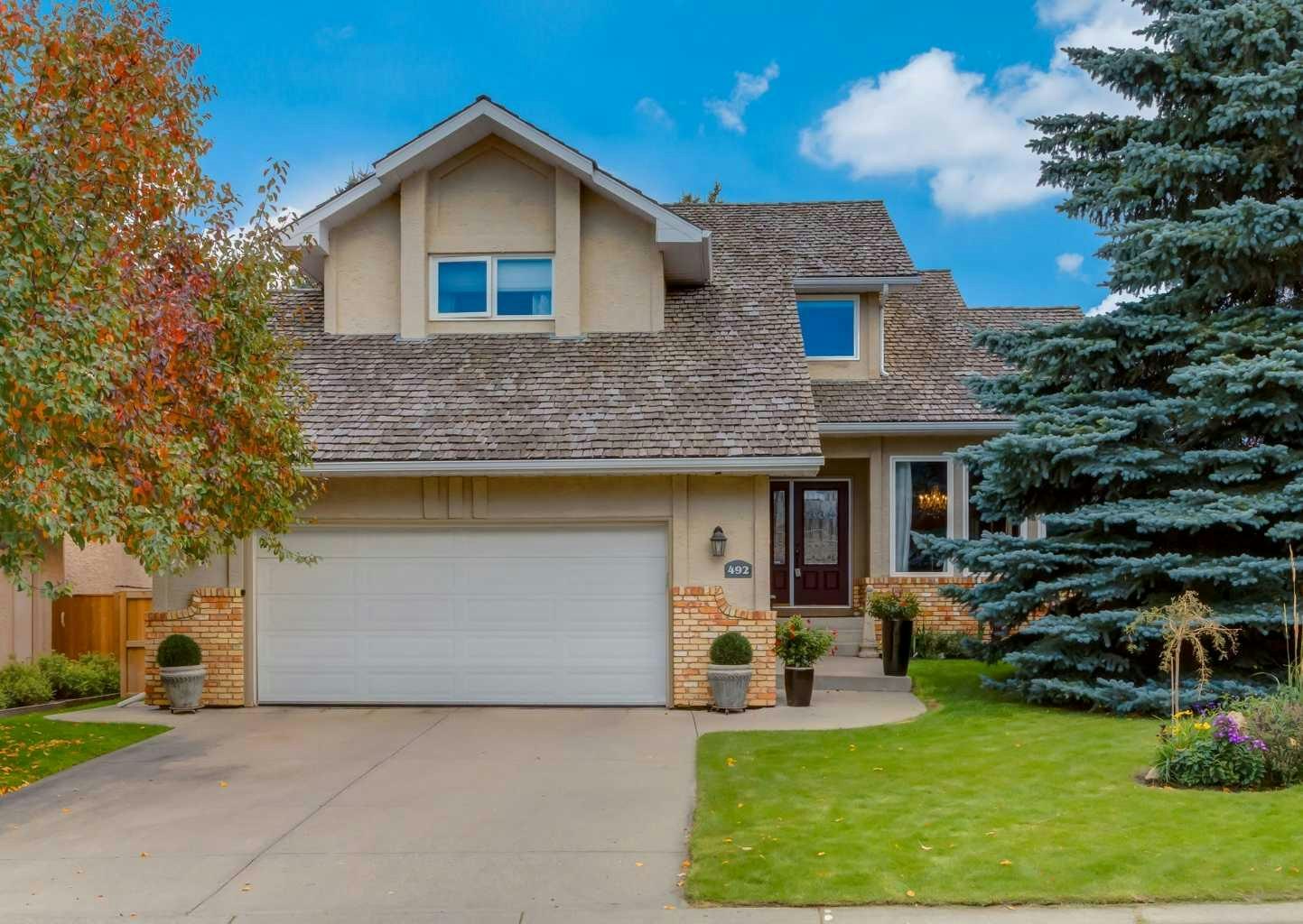 492 Silvergrove Gardens NW, Calgary, AB, T3B 4S8