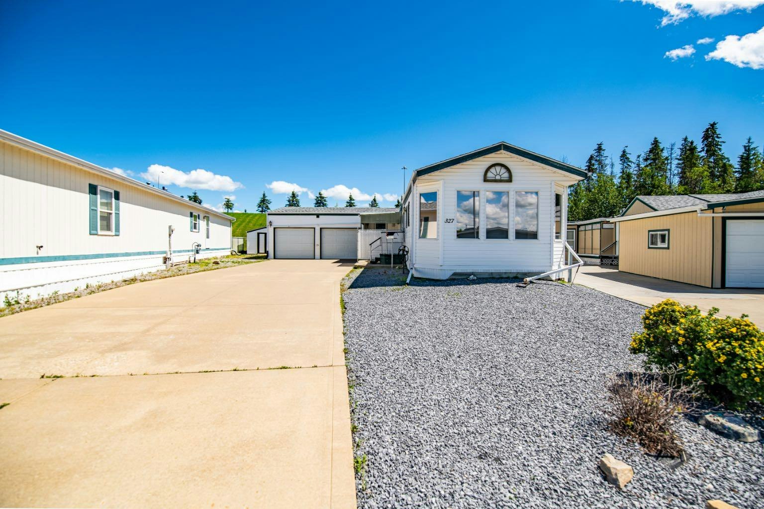 327-37534 England Way, Red Deer County, AB, T4S 2C3