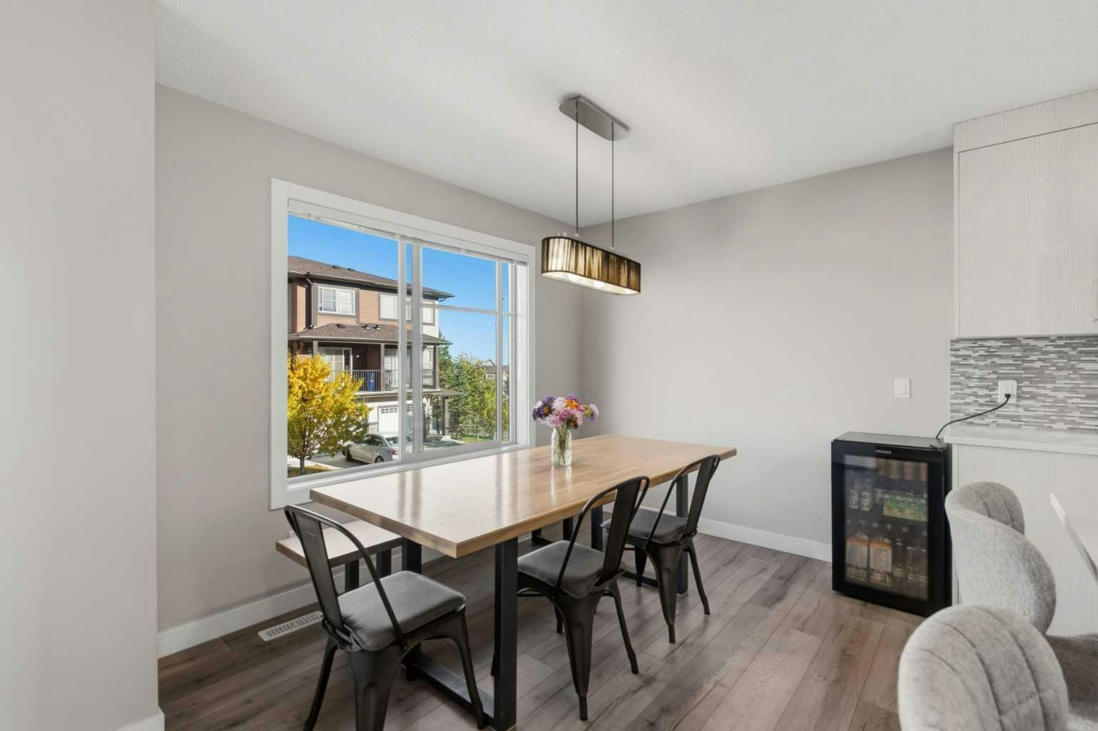 530 Sage Hill Grove NW, Calgary, AB, T3R 0Z8