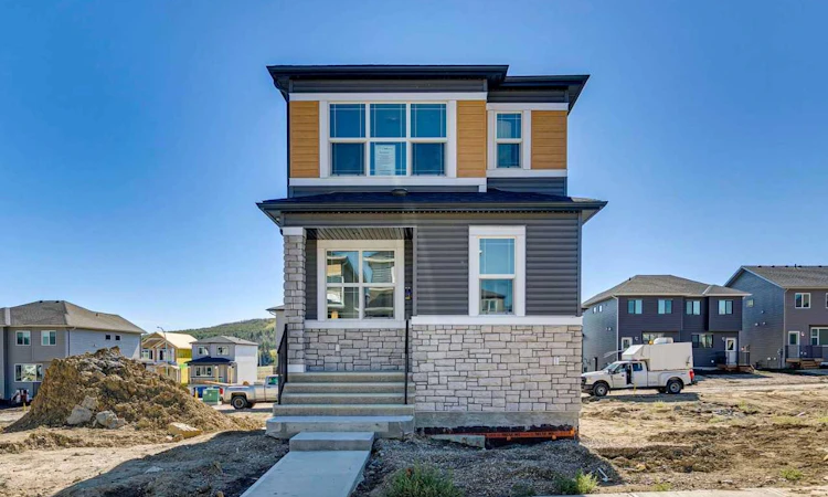 71 Creekview Common SW