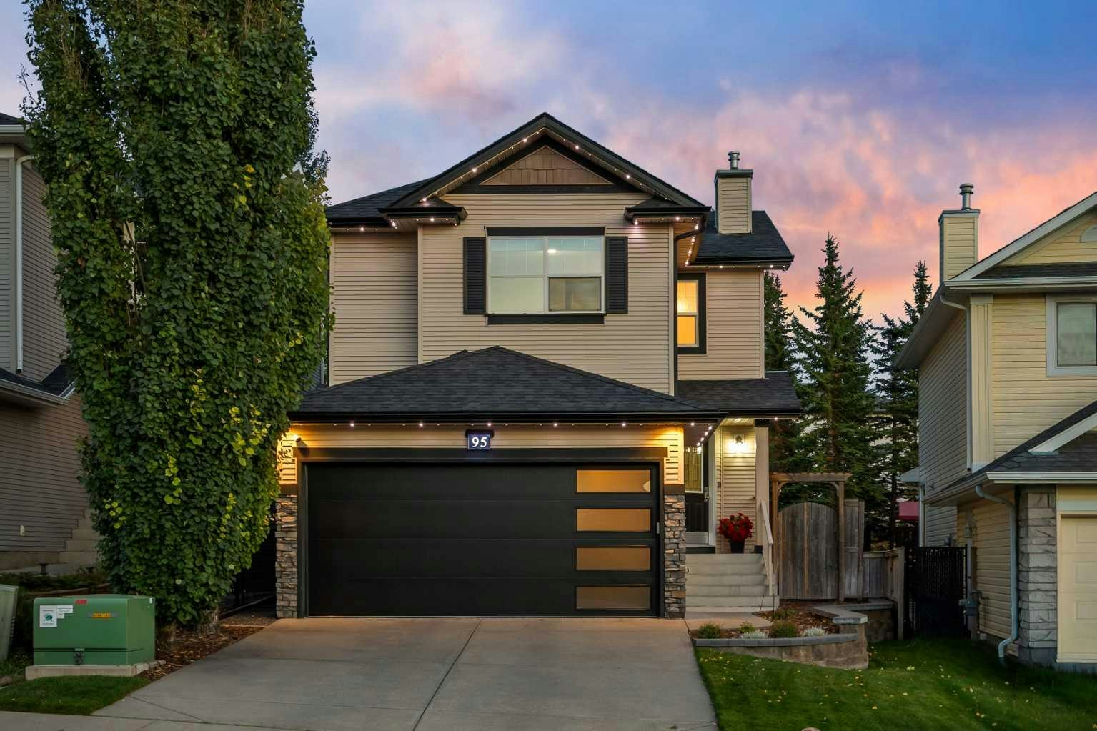 95 Royal Birch Circle NW, Calgary, AB, T3G 5R1