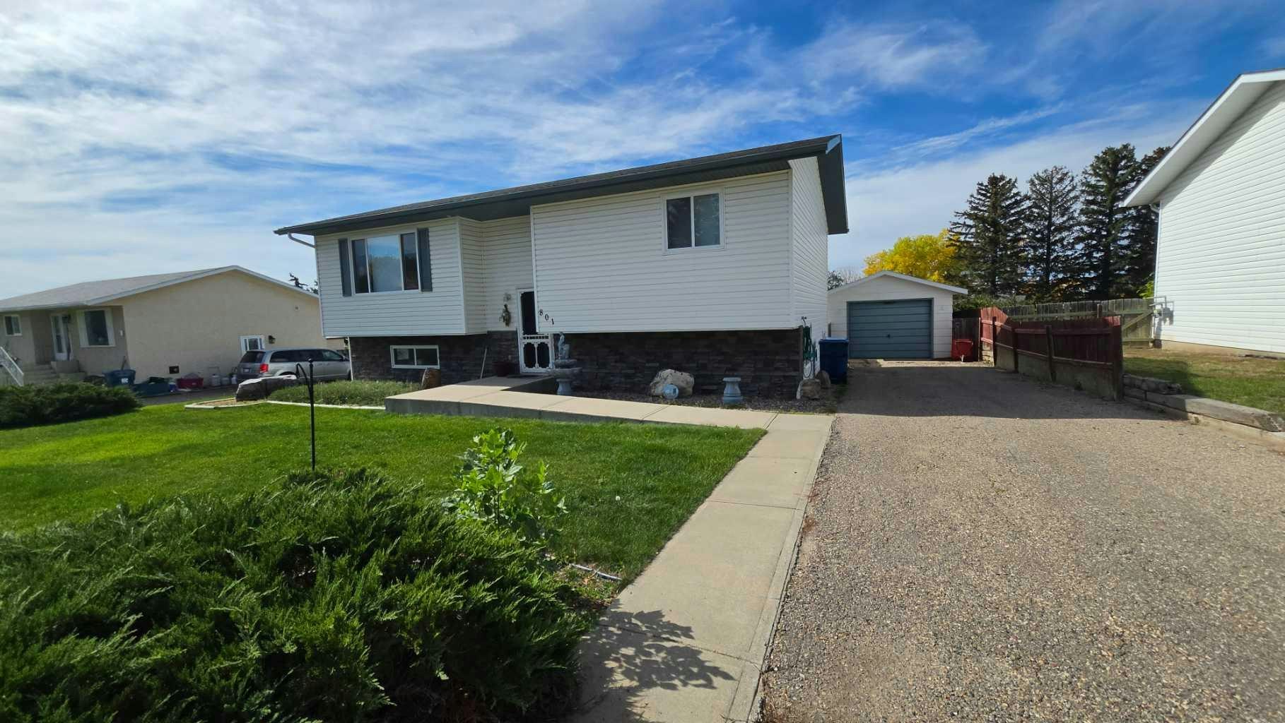 801 1 Street NE, Milk River, AB, T0K 1M0